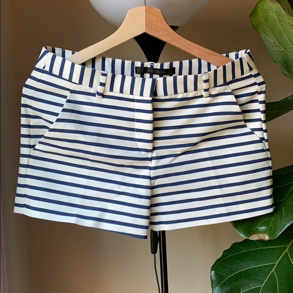 Zara Basic: Navy stripe shorts